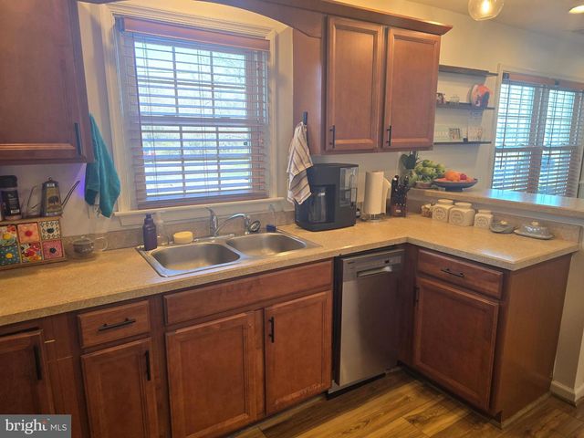 10614 FLOWER ST, Berlin, MD 21811