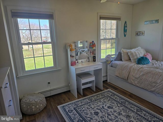 10614 FLOWER ST, Berlin, MD 21811