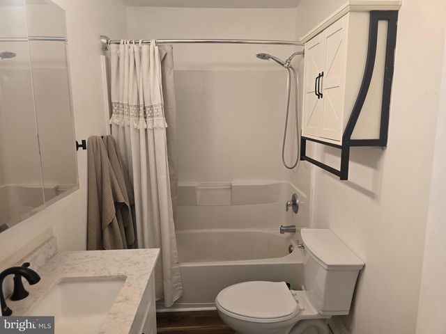 10614 FLOWER ST, Berlin, MD 21811