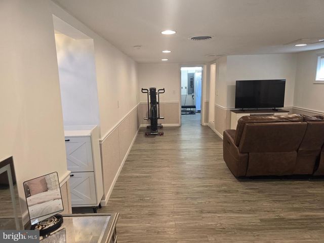 10614 FLOWER ST, Berlin, MD 21811