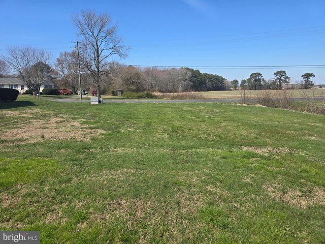 10614 FLOWER ST, Berlin, MD 21811