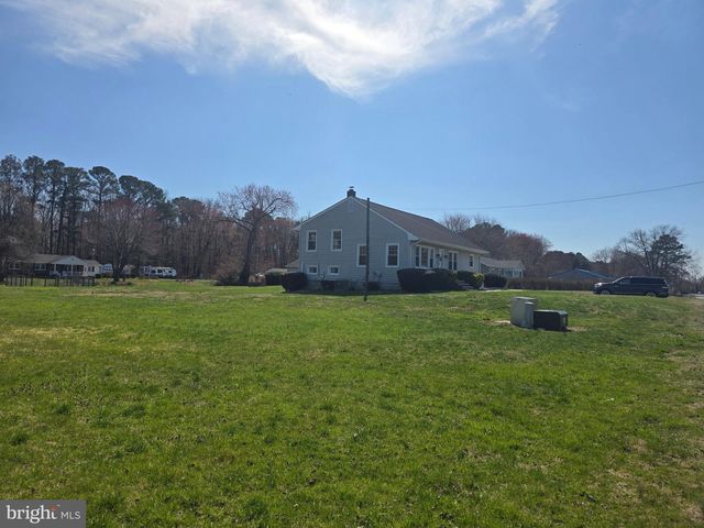 10614 FLOWER ST, Berlin, MD 21811