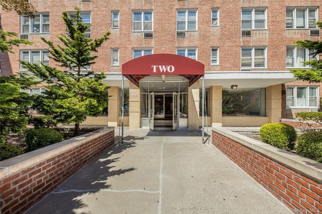 2 Sadore Lane 5U, Yonkers, NY 10710