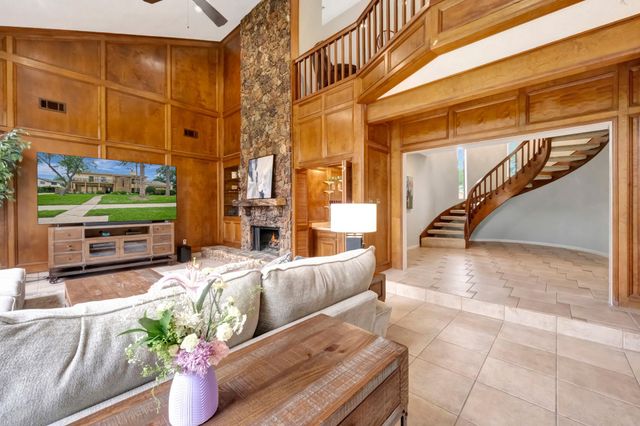 307 Crestwood Drive, El Lago, TX 77586