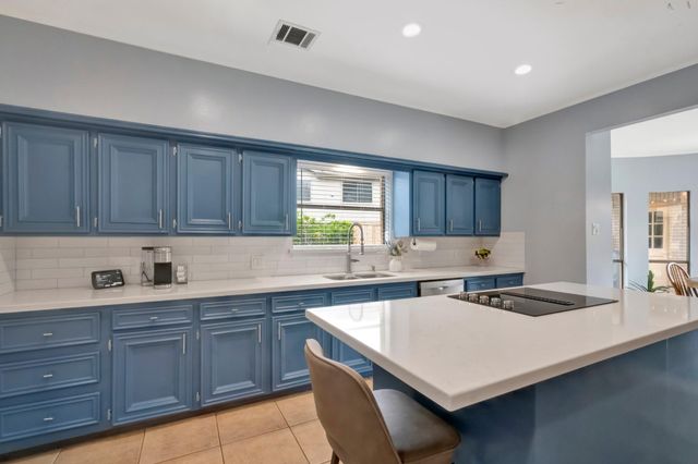 307 Crestwood Drive, El Lago, TX 77586