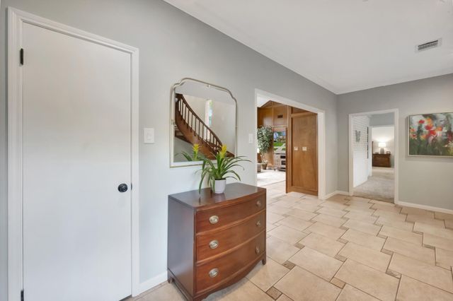 307 Crestwood Drive, El Lago, TX 77586