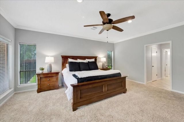 307 Crestwood Drive, El Lago, TX 77586