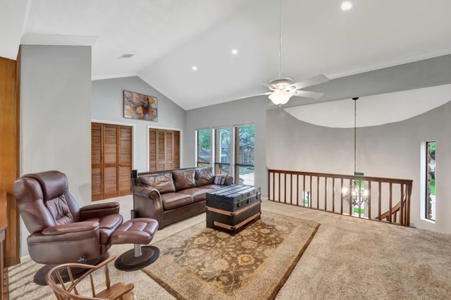 307 Crestwood Drive, El Lago, TX 77586