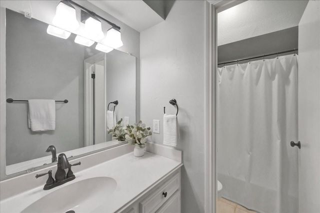 307 Crestwood Drive, El Lago, TX 77586