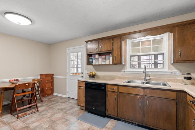 1225 Andrea Drive, Chattanooga, TN 37419