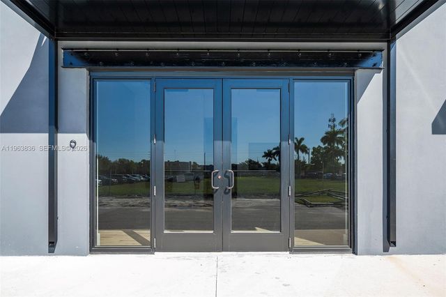 1930 N 30th Road Suite 9, Hollywood, FL 33021