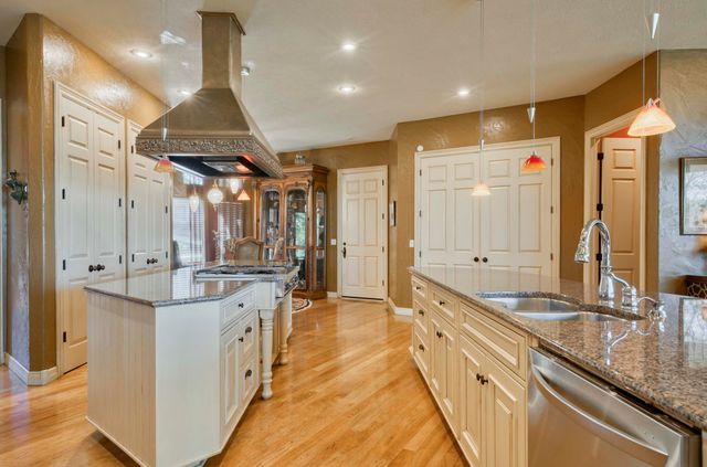 4851 S Landon Court, Springfield, MO 65810
