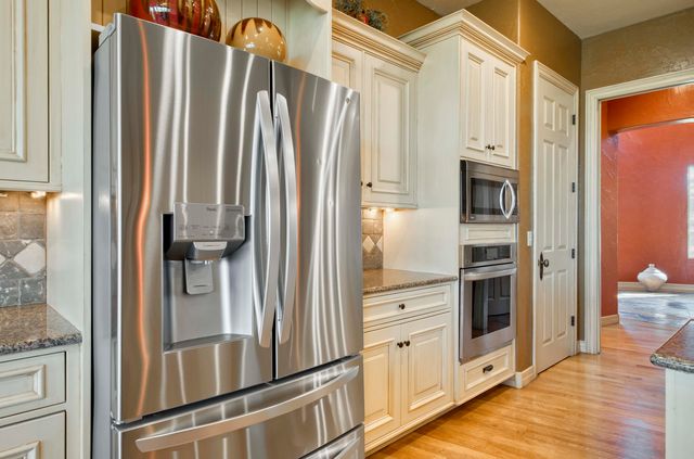 4851 S Landon Court, Springfield, MO 65810