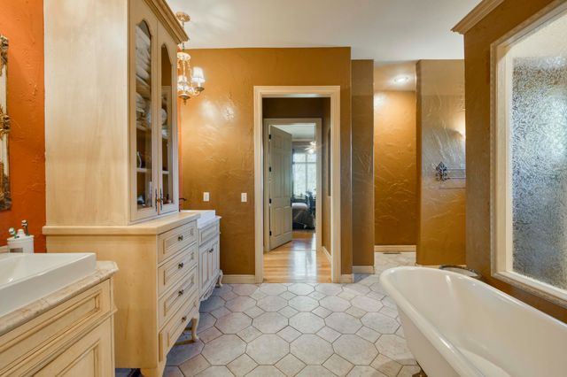 4851 S Landon Court, Springfield, MO 65810