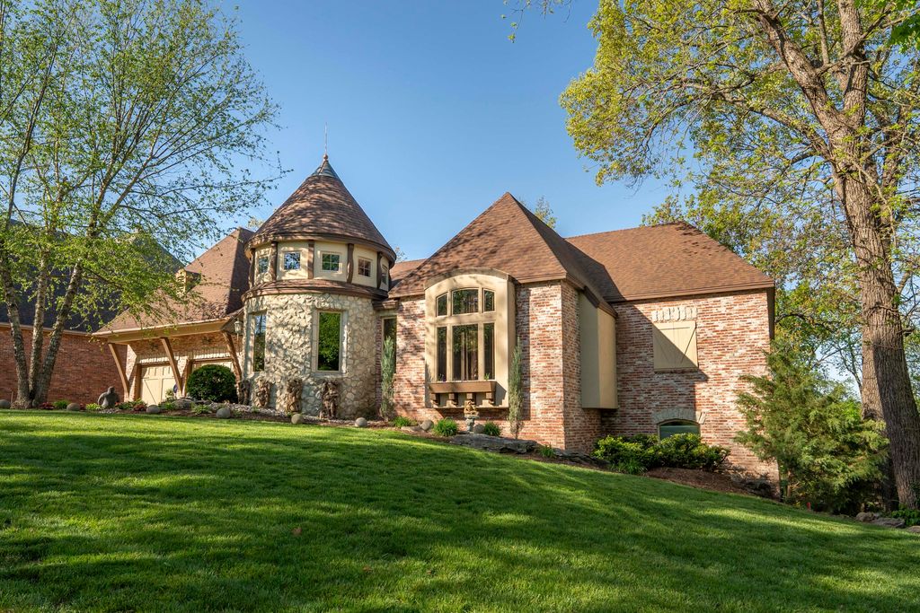 4851 S Landon Court, Springfield, MO 65810