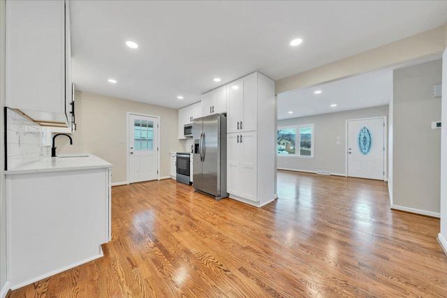 37 Springview CT, Troutville, VA 24175