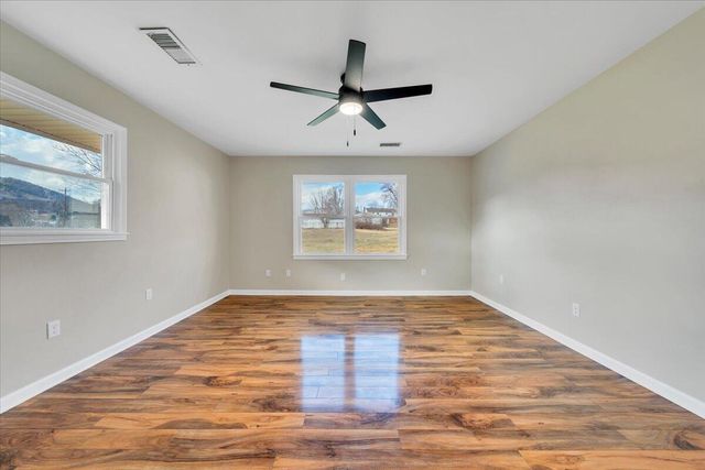 37 Springview CT, Troutville, VA 24175