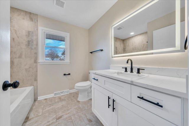 37 Springview CT, Troutville, VA 24175