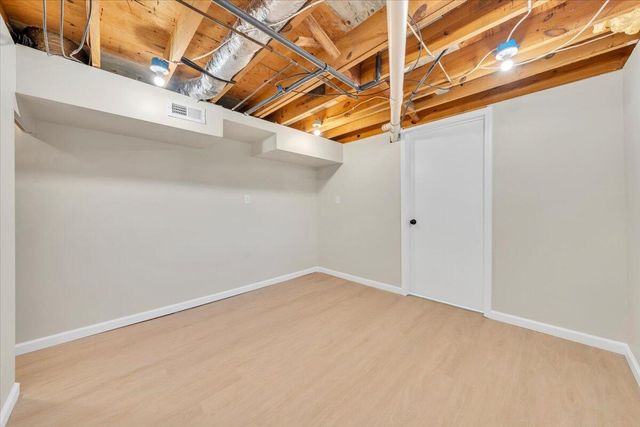 37 Springview CT, Troutville, VA 24175