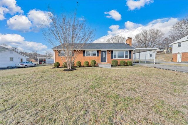 37 Springview CT, Troutville, VA 24175