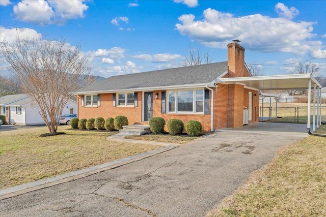 37 Springview CT, Troutville, VA 24175