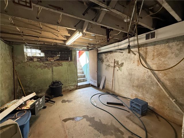 802 Boggs Ave, Mt Washington, PA 15211