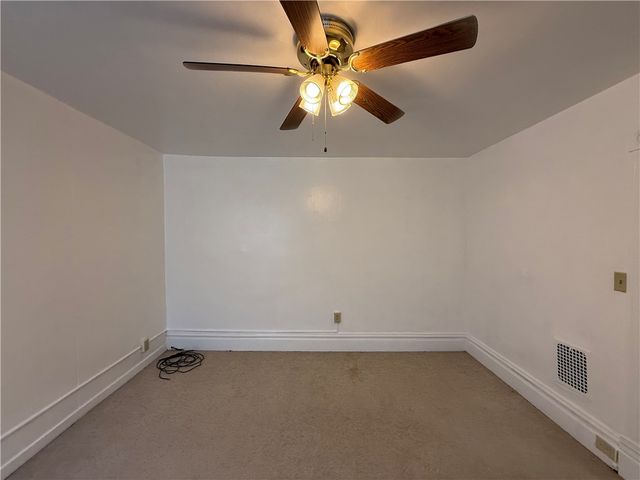 802 Boggs Ave, Mt Washington, PA 15211
