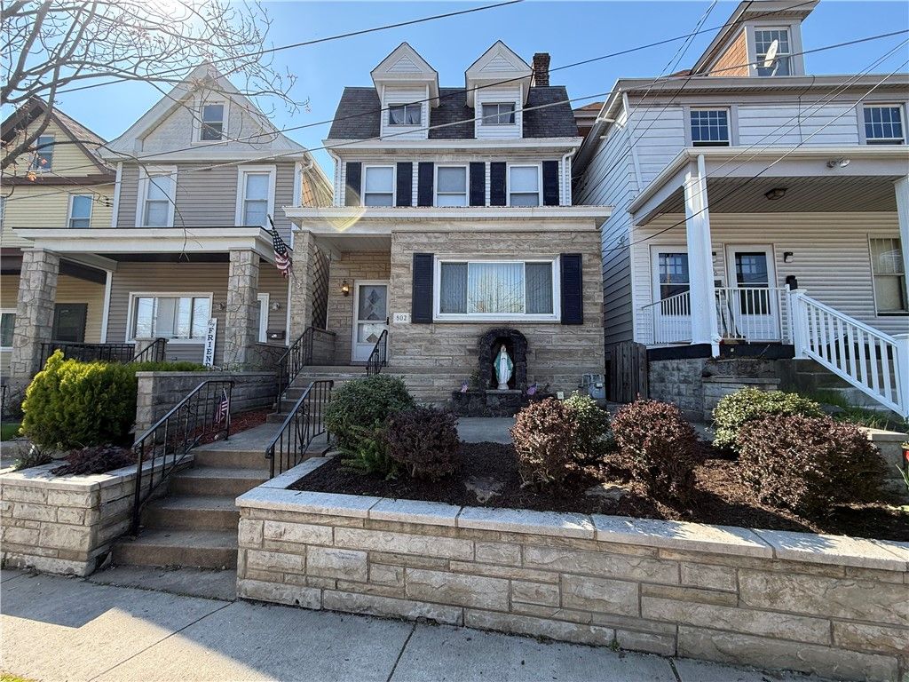 802 Boggs Ave, Mt Washington, PA 15211