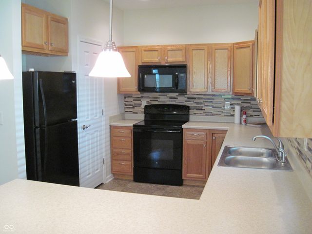 1200 Eastfield Drive, Crawfordsville, IN 47933