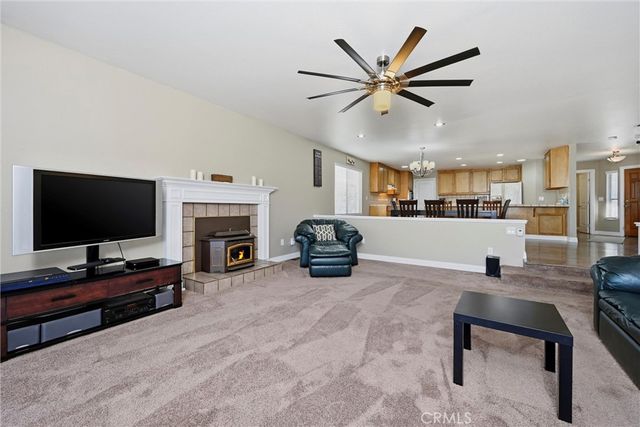 19246 N Shore Court, Hidden Valley Lake, CA 95467