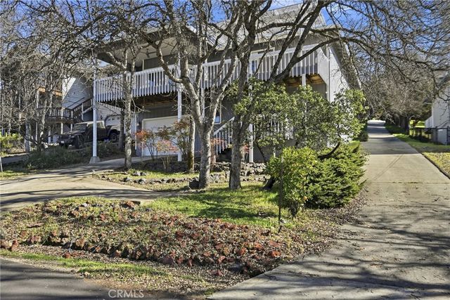 19246 N Shore Court, Hidden Valley Lake, CA 95467