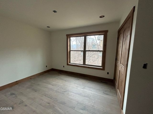 515 Woodland Drive, Gatlinburg, TN 37738