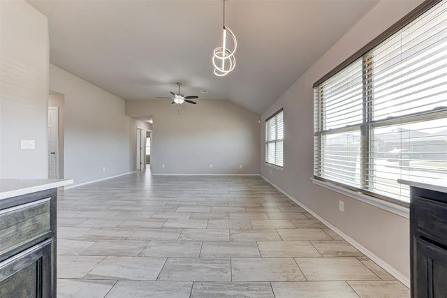 19704 Forsythe Drive, Edmond, OK 73012