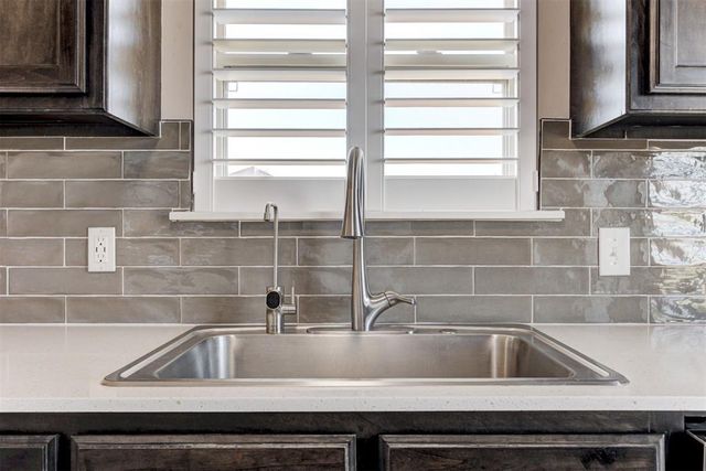 19704 Forsythe Drive, Edmond, OK 73012