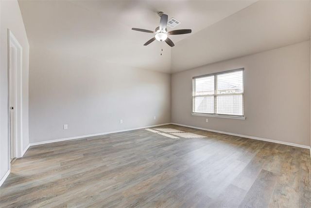 19704 Forsythe Drive, Edmond, OK 73012