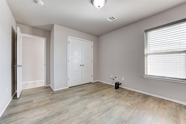 19704 Forsythe Drive, Edmond, OK 73012