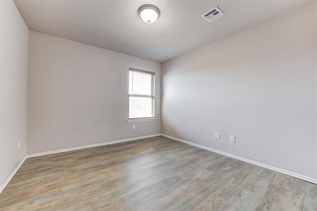 19704 Forsythe Drive, Edmond, OK 73012