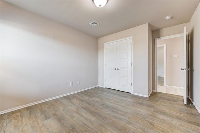 19704 Forsythe Drive, Edmond, OK 73012