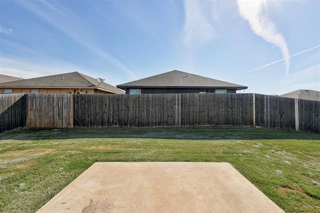 19704 Forsythe Drive, Edmond, OK 73012