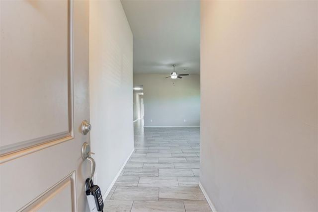 19704 Forsythe Drive, Edmond, OK 73012