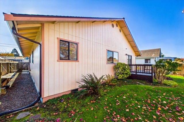 3414 Church Street, Fortuna, CA 95540