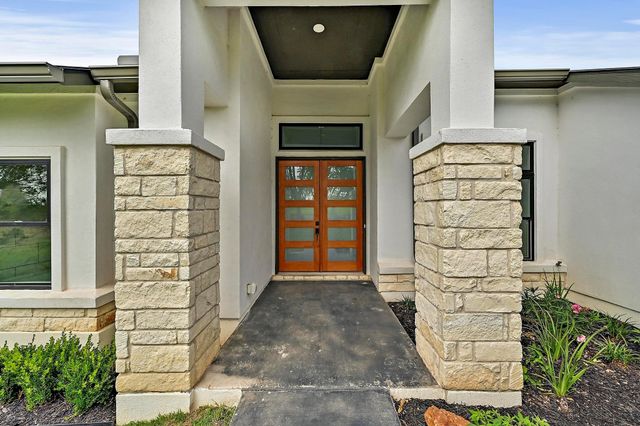 1404 FAULT LINE DR, Horseshoe Bay, TX 78657