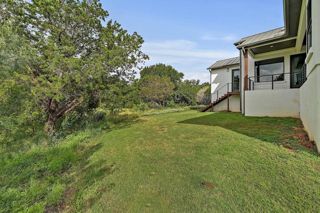 1404 FAULT LINE DR, Horseshoe Bay, TX 78657