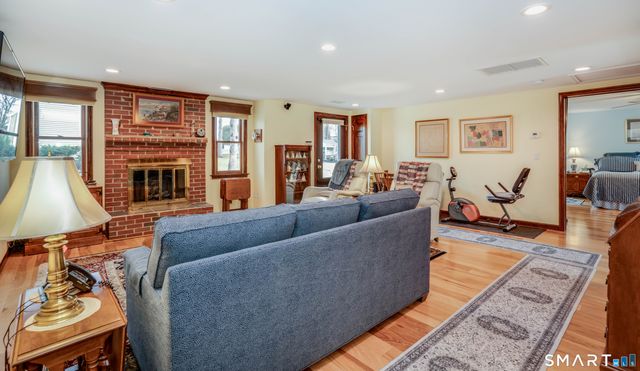 118 Tremont Street, Newington, CT 06111