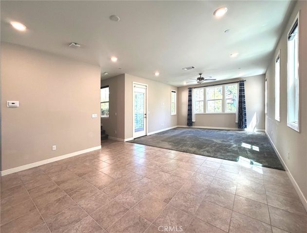 22 Noble, Pomona, CA 91766