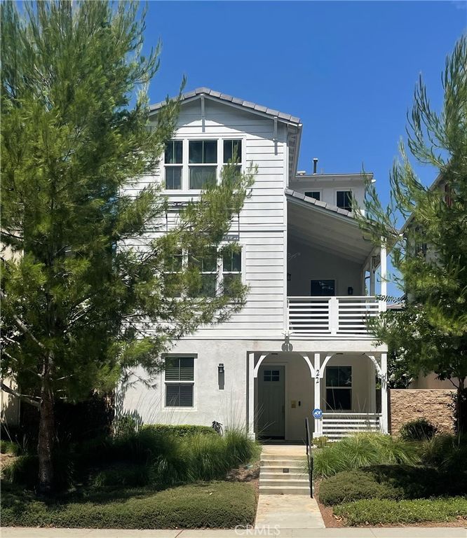 22 Noble, Pomona, CA 91766