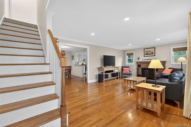 333 Oakland Avenue, Monroe, NY 10950