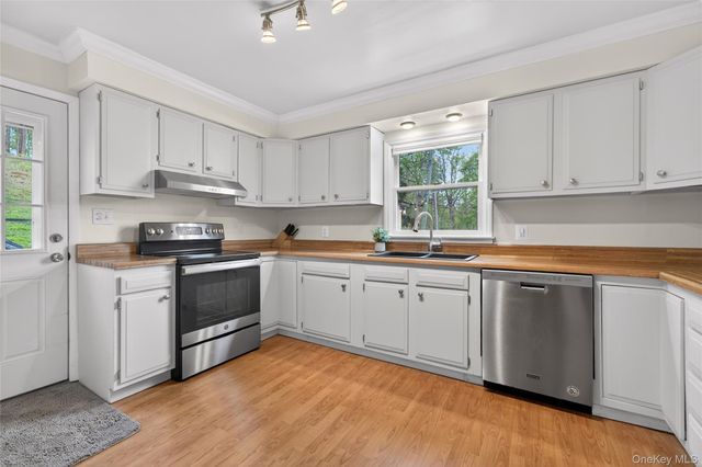 333 Oakland Avenue, Monroe, NY 10950