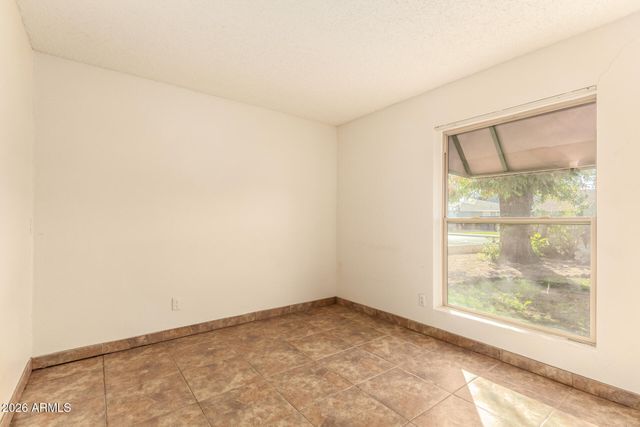 1626 E GARNET Avenue, Mesa, AZ 85204