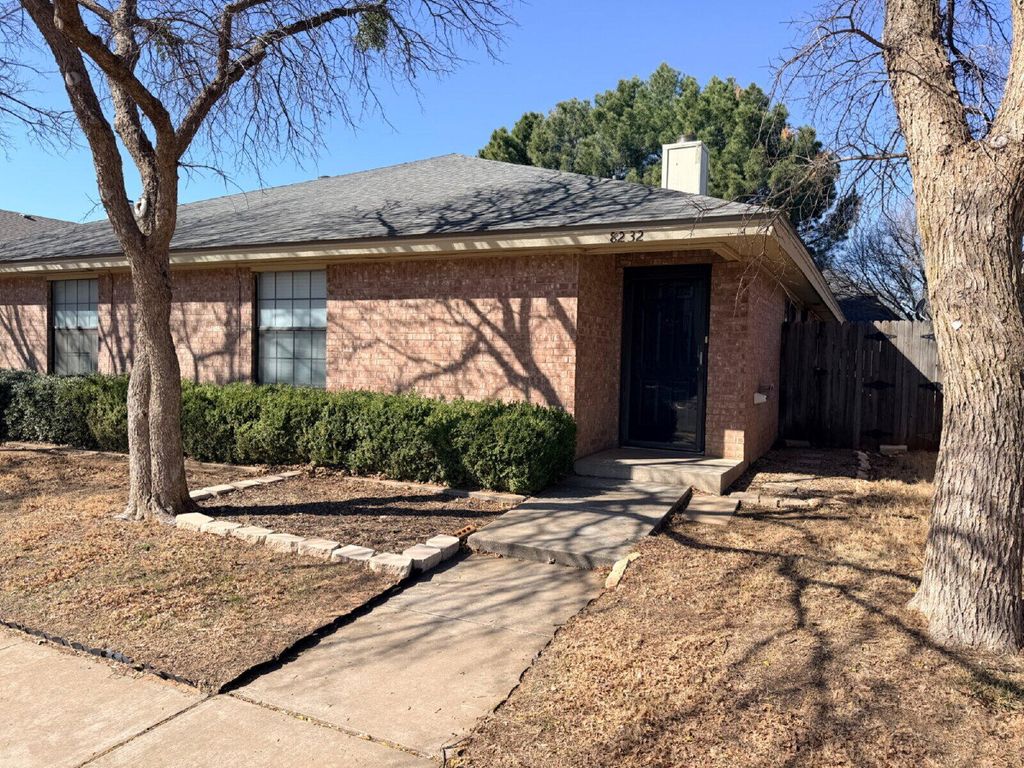 8232 Raleigh Avenue, Lubbock, TX 79424